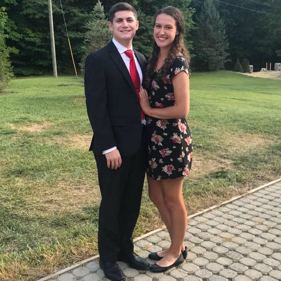 Meet your Posher, Sabrina - Picture 1 of 1